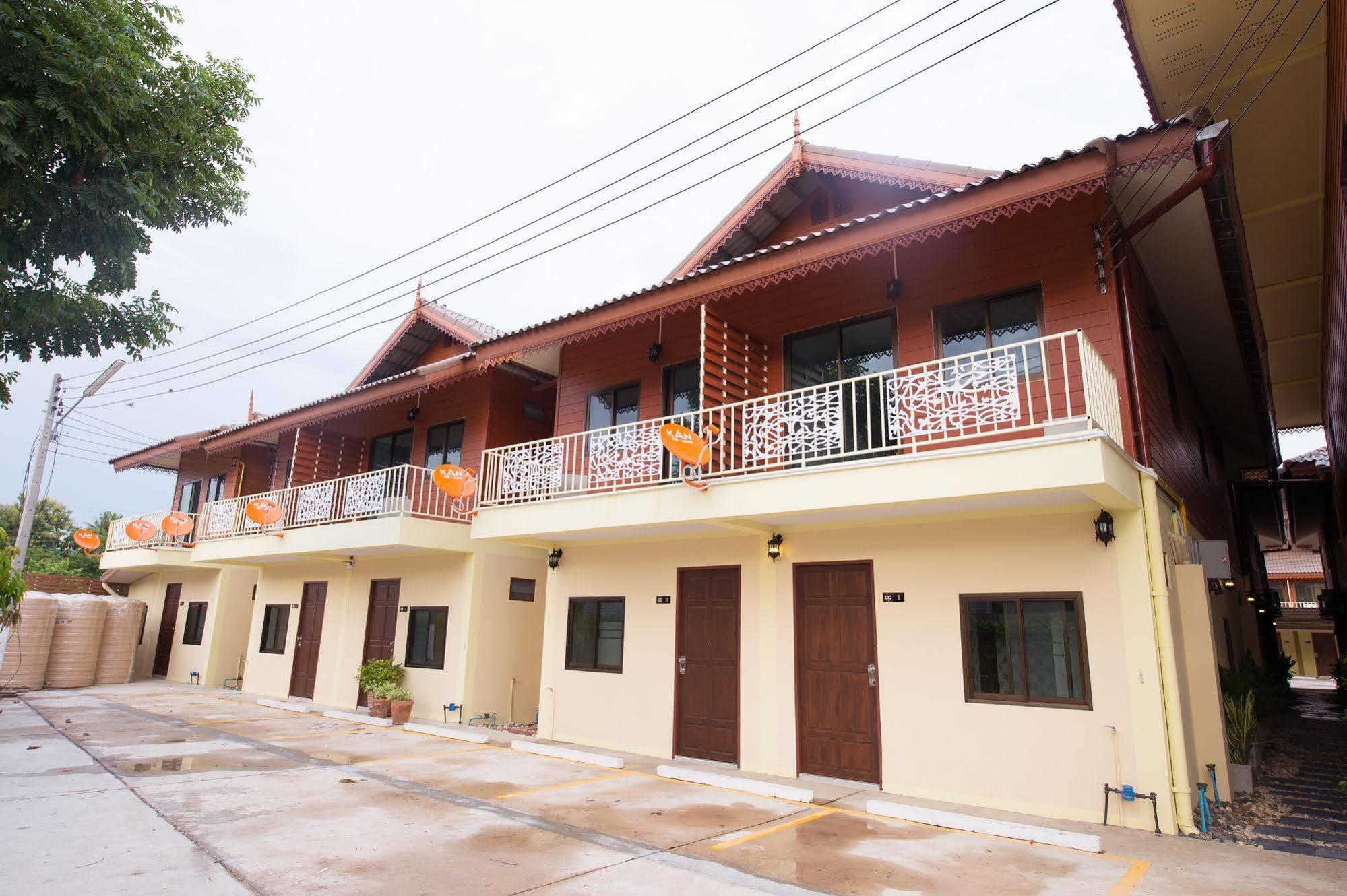 Sri Siam Resort Kanchanaburi Zewnętrze zdjęcie