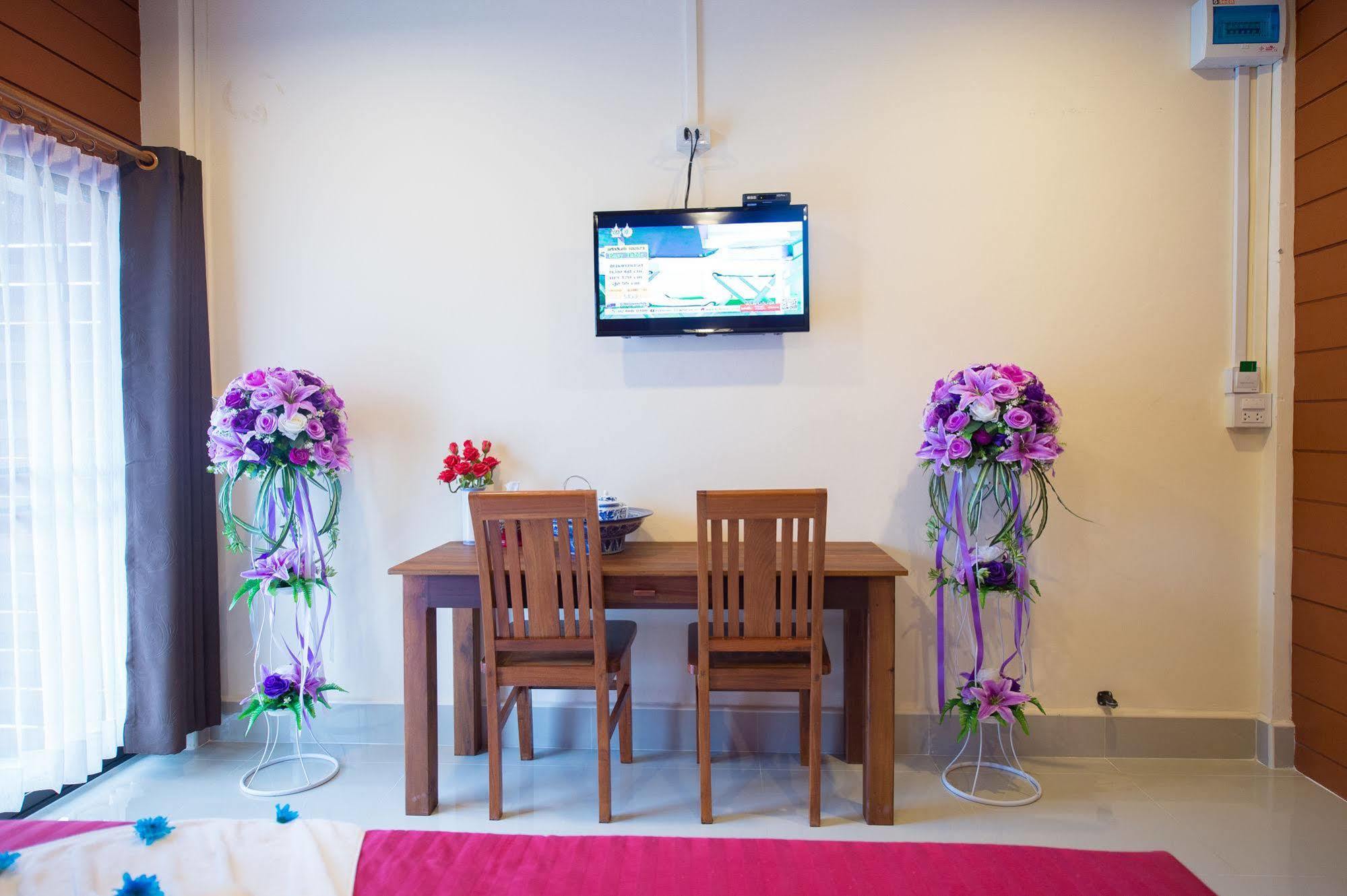 Sri Siam Resort Kanchanaburi Zewnętrze zdjęcie