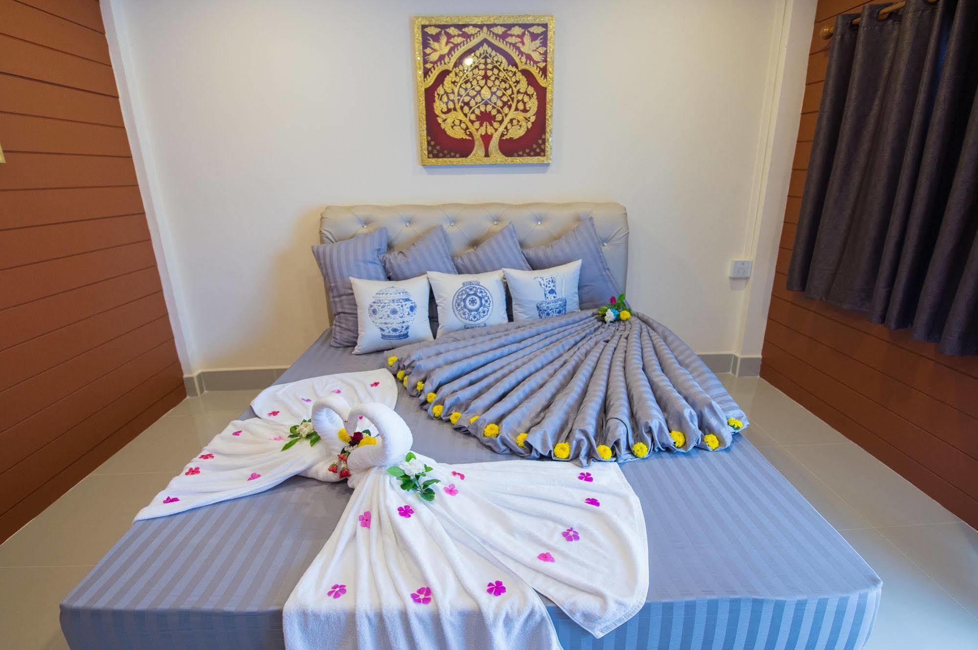 Sri Siam Resort Kanchanaburi Zewnętrze zdjęcie